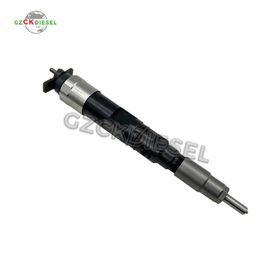 ซื้อ หัวฉีดน้ำมันเชื้อเพลิง 095000-5200 RE518724 RE524363 SE501938 สำหรับเครื่องยนต์ 6081 online manufacture